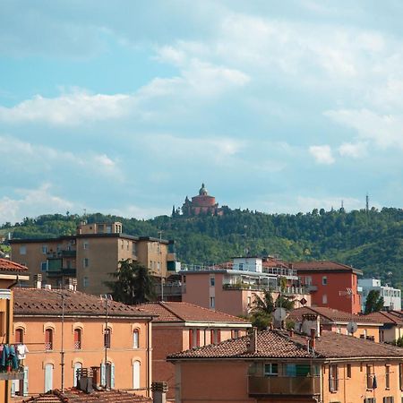 Appartamento Accogliente Con Vista San Luca Bologna Exterior foto